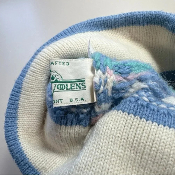 Stowe Woolens Womens Pure Wool Heart Cute Winter Beanie - Picture 6 of 10